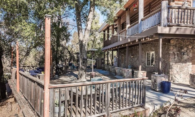 Paso Robles Cabina | 4-bedroom cabin at Lake Nacimiento in Running Deer Ranch