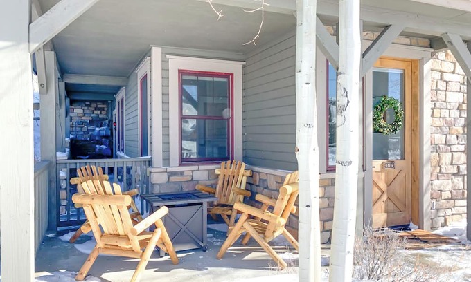 Silvercreek Condominio | Lucky Horse - Cozy 1 BR/1BA ski in/ski out condo in Granby Ranch