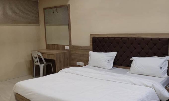 Baramati Cabina | sunshine lodge