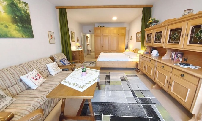 Bad Mitterndorf Apartamento | The Apartment Regina in Haus Sonnenalm 8 in Bad Mitterndorf