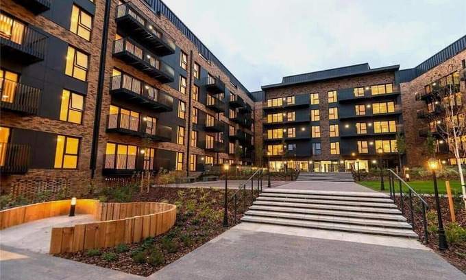 Ashford Apartamento | Modern 2 Bedroom Apartment with parking - Ashford