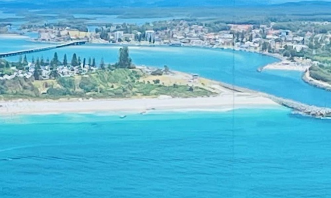 Tuncurry Casa | Tuncurry Tranquility family and dog friendly house conveniently located