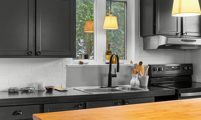 Vieux-Limoilou Casa | Rurality in the Hearth of the City (Free parking, 15 min from Old Qc)