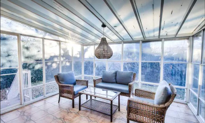 Candiac Casa | Style & confort by Montreal -New - 3 BR Bungalow