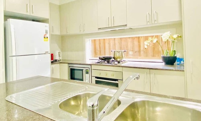 Kellyville Casa | Kellyville 5Br-Closed to Shops, Parks and School