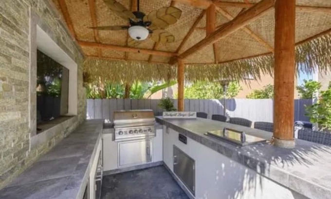 El Cajon Casa | Charming 4-bedroom house with WiFi and AC in El Cajon