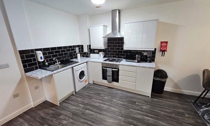 Canning Town Apartamento | 3bed apt by Canning Town stn, 10 mins to Canary Wharf, O2, Excel, & City Airport