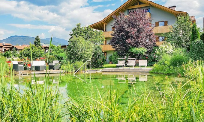 Naz Apartamento | Apartment 'Linder 21' with Mountain View, Shared Pool and Wi-Fi