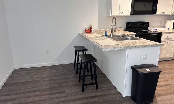 Ludowici Casa | Charming 2-bedroom townhome with AC, WiFi in welcoming Ludowici