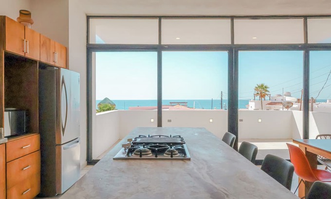 Las Conchas Casa | Calle de Las Sirenas 4BR Beach House with Private Pool and Stunning Views