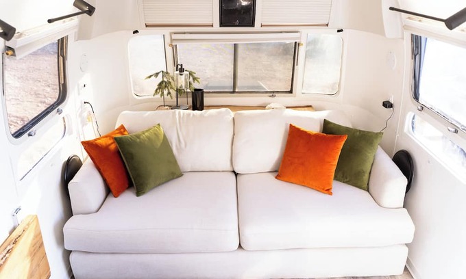 Sand Gap Casa | Mountain Air Escape's Airstream Excella w/Hot Tub- Couples Retreat