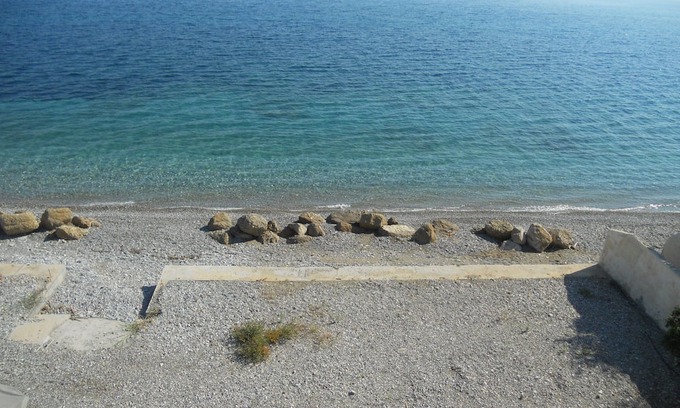 Corinthia Region Apartamento | Rhea, Luxury suite on the sea!