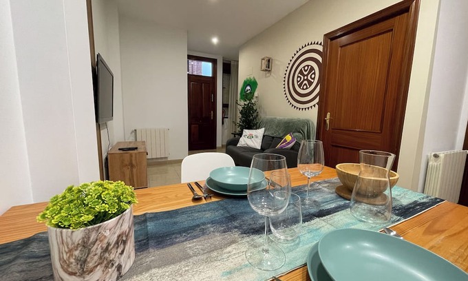 Saron Apartamento | 3 min from the Cabárceno Nature Park.
