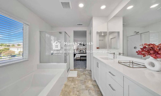 Riverside Casa | Parkplace Estate Retreat E#42255