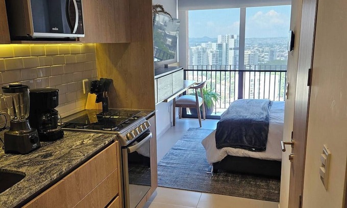 Providencia Apartamento | Nuevo Loft with incredible view in YU Country