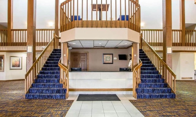 Merrillville Hotel | HOJO INN