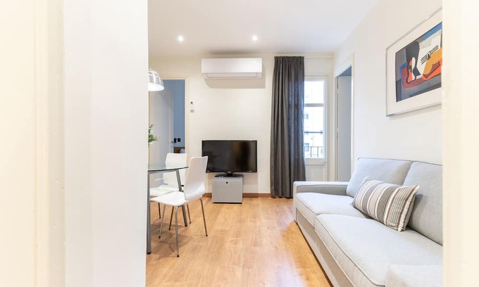 El Guinardo Apartamento | Weflating SANT PAU - Sup 4 BDR
