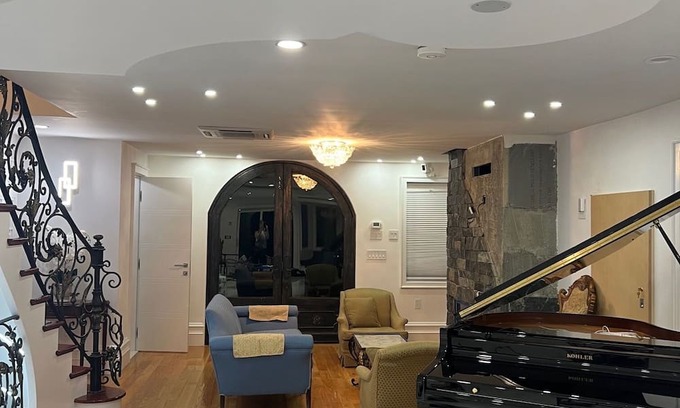 Queens Casa | Charming 1-Bedroom with AC, WiFi in Queens close to JFK and LaGuardia Airport