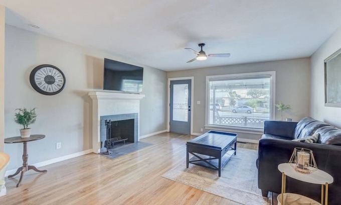Yuba City Casa | Bright and newly remodeled 3-bedroom home, close to hospital, shopping...