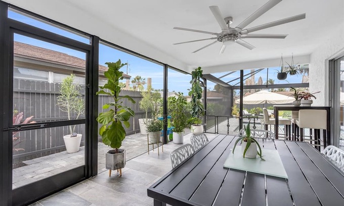 Naples Park Casa | North Naples Beach Retreat w/Prvt Pool!
