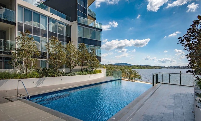 Kingston Apartamento | Lake View Apartment in Kingston