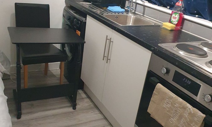 Basildon Apartamento | Cozy studio room within a house in Basildon with free WiFi