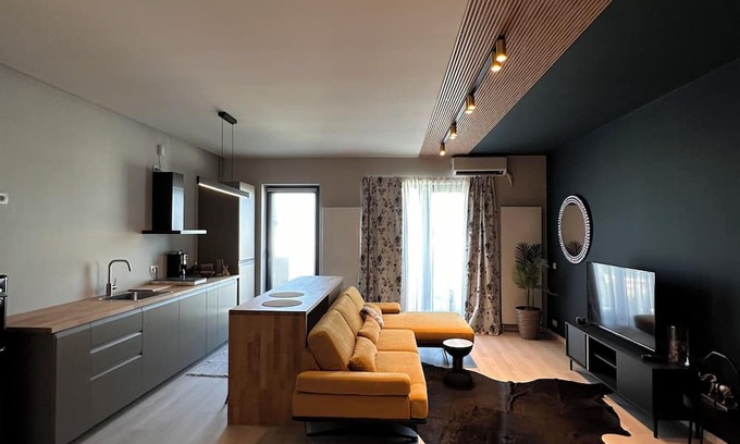 Sector 2 Apartamento | WELCOME TO SILVIA B&B nApartament new building and amazing view!
