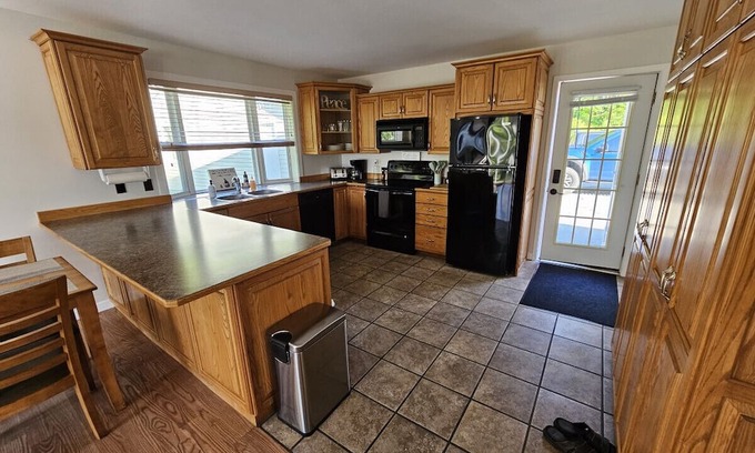Saint John Casa | Paradise on Douglas Lake (B)