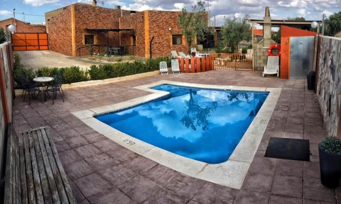 Codo Casa | Country House 'Los Zafranales Completo' with Sea View, Wi-Fi and Air Conditioning