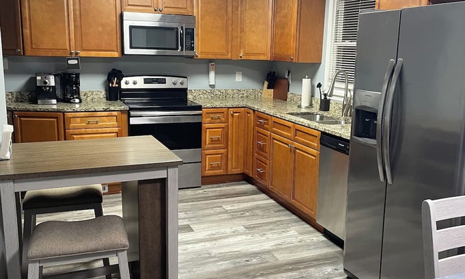 Newport News Casa | Cozy 3-bedroom house in tranquil Newport News with AC, WiFi