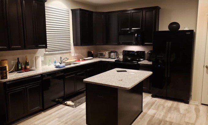 Forney Casa | Dallas Cowboy fans easy access to AT&T Stadium and DT Dallas