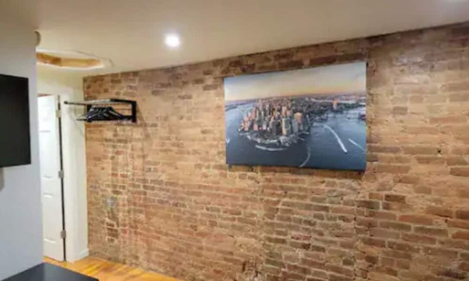 Clinton Hill Apartamento | Stunning 1 bed, Great for work, Wifi & Coffee