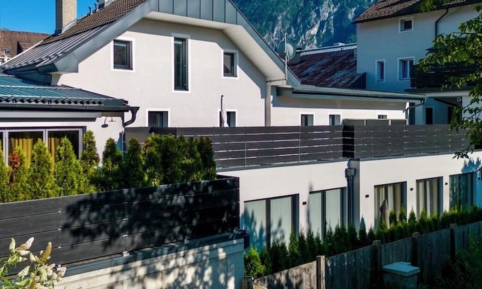 Lienz Casa | The Zuegg Suites stand for premium living between Isel and Rauchkofel.
