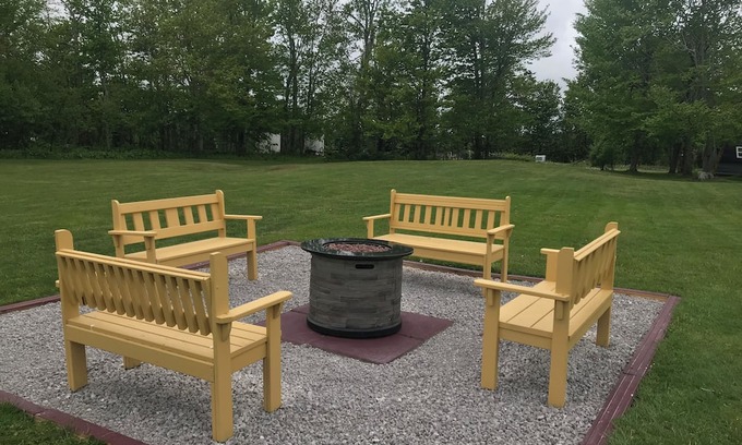 Charlottetown Apartamento | Country setting in Charlottetown. Minutes from shops and restaurants