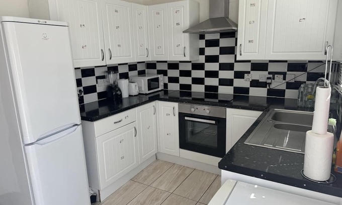 Thamesmead Apartamento | Luxury London Apartment with 3 Bedrooms