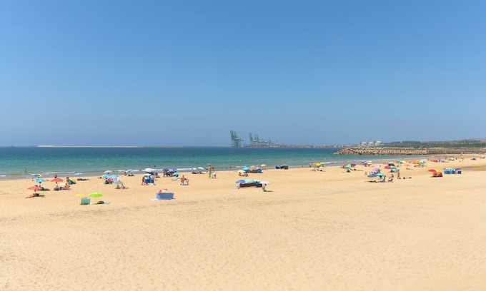 Sines Casa | Room 'Quarto Triplo Conforto 2' with Private Terrace and Wi-Fi