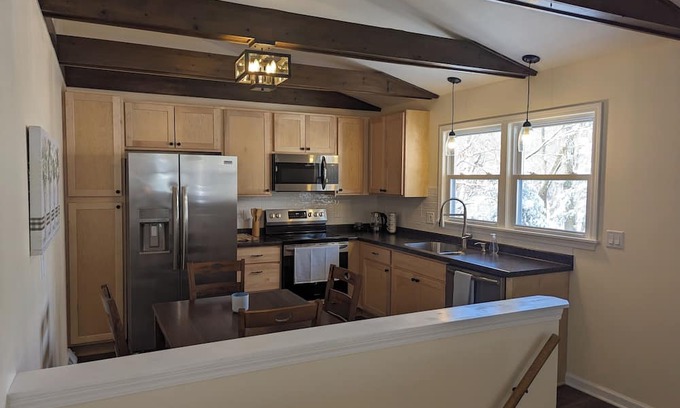 Whitewater Casa | Charming 3-bedroom house in peaceful Whitewater with WiFi, AC