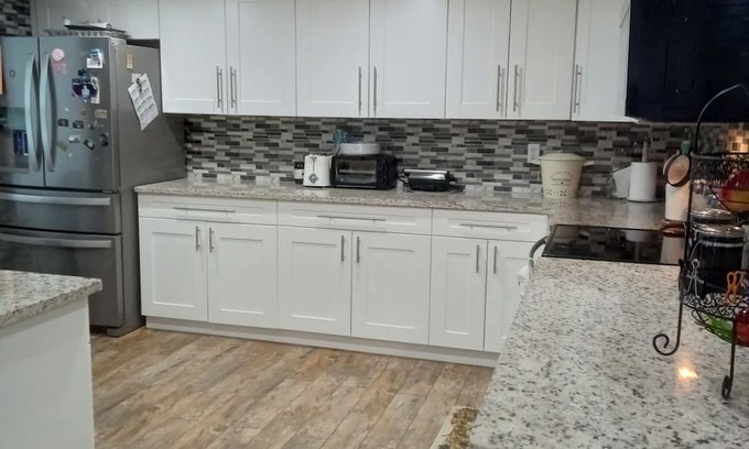 Park Lake Estates Casa | Cozy 3-bedroom house in tranquil New Port Richey with WiFi, AC