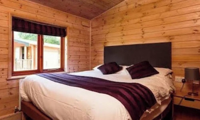 Innisfree Cabina | Deer Lodge is waiting for you! Enjoy natural beauty in an amazing backdrop.