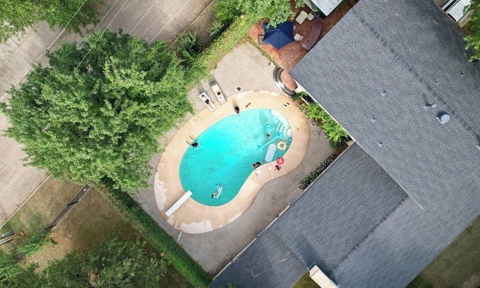 Muskogee Casa | The Willow Oasis with a pool in Muskogee