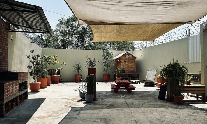 Villa Nueva Apartamento | Charming 3-bedroom apartment with AC and WiFi in enchanting Amatitlán