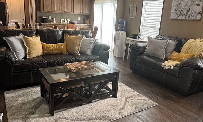 Walterboro Casa | 3-bedroom mobile home in awesome Walterboro with AC, WiFi, Cable
