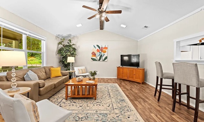 Hawkins Casa | Hawkins Hide a way