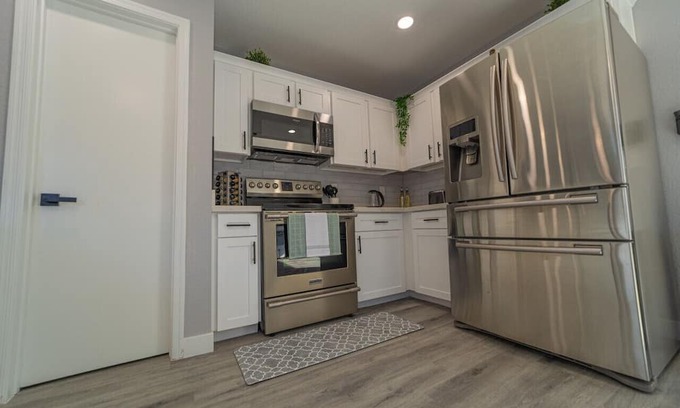 Surprise Casa | A 4BR/2BA Paradise in Surprise!