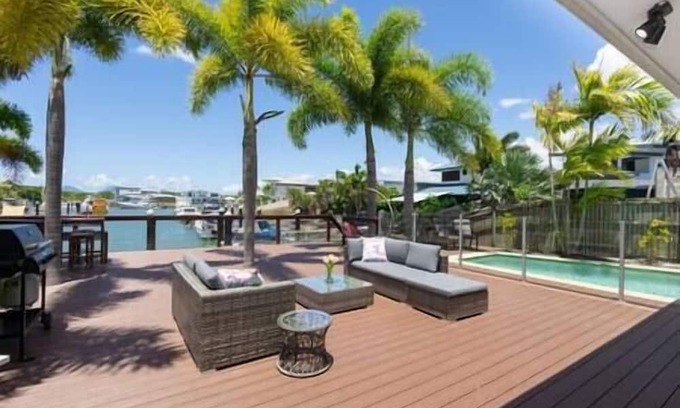 Trinity Park Casa | Trinity Beach 2BR Apartment; Pools, 500 m to beach!