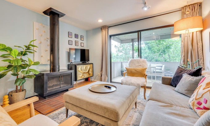 Whittier Condominio | Boulder Condo w/Large Balcony < 1 Mi to CU!