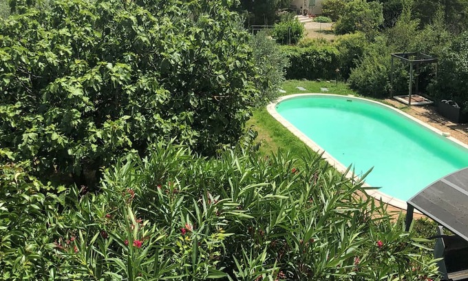 Saint-Mamert-du-Gard Casa | Grande Maison vue sur la Garrigue