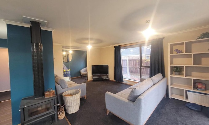 Lowburn Casa | Private and comfortable 3 bed house.