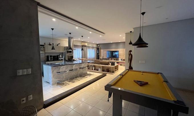 Rio Verde Apartamento | COZY ROOM (A nice place with a pool table and pottery classes)
