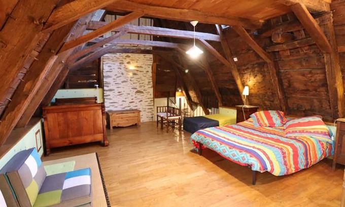 Marcoles Cabaña | Gite Marcolès, 3 bedrooms, 6 persons